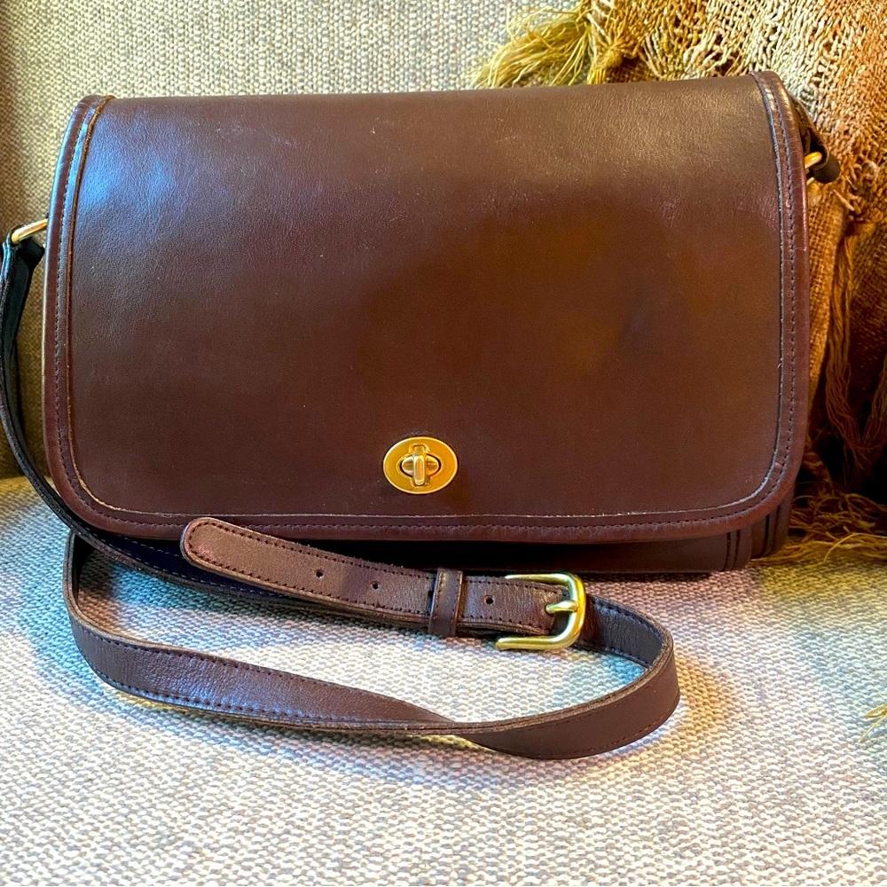 Vintage Coach Ridgefield Flap #9812 USA Brown Leather CrossBody Shoulder Bag